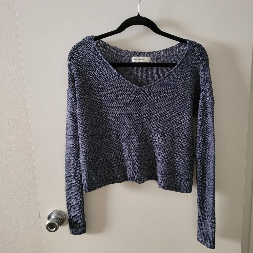 Abercrombie & Fitch Heathered V-Neck Sweater - Gray